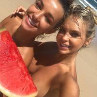 hot girls are here for you 64 gifs.html - 1 HD GIF | Premium Gallery 2021
