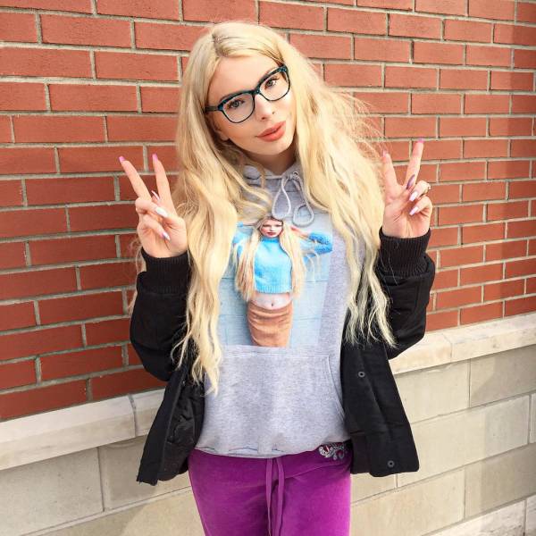 Girl Spends Over $67 Thousand To Look Like A “Barbie”