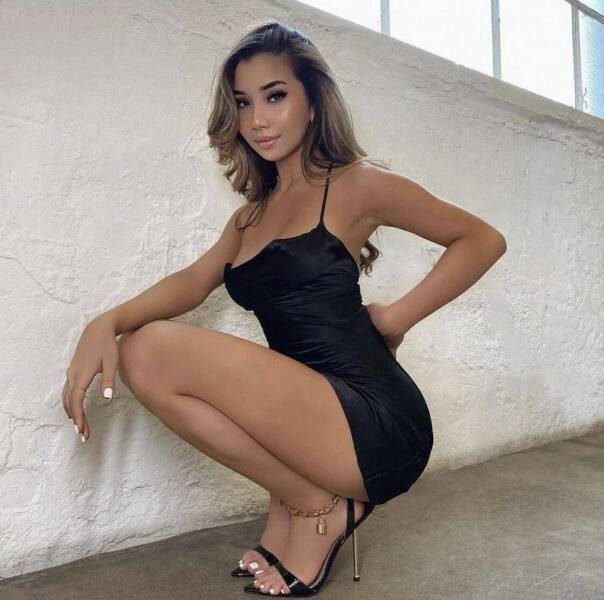 theres nothing longer than these legs 59 pics 1.html - 59 HD Photos | Premium Gallery 2022