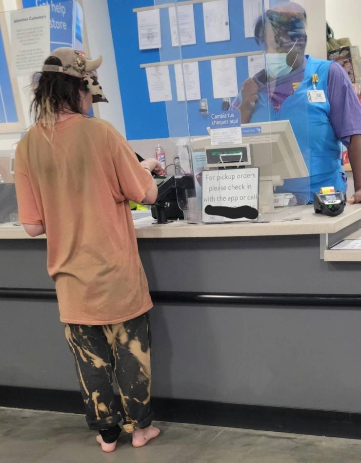 walmart is a wild place 44 pics 9.html - 44 HD Photos | Premium Gallery 2022