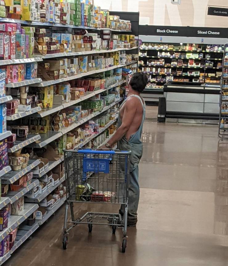 walmart is a wild place 44 pics 9.html - 44 HD Photos | Premium Gallery 2022