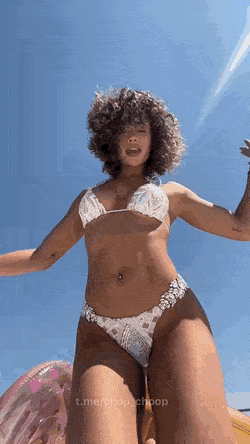 hot girls are here for you 42 gifs 4.html - 1 HD GIF | Premium Gallery 2022