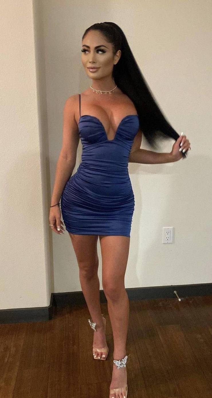 sexy girls in tight dresses 44 pics 4.html - 44 HD Photos | Premium Gallery 2022