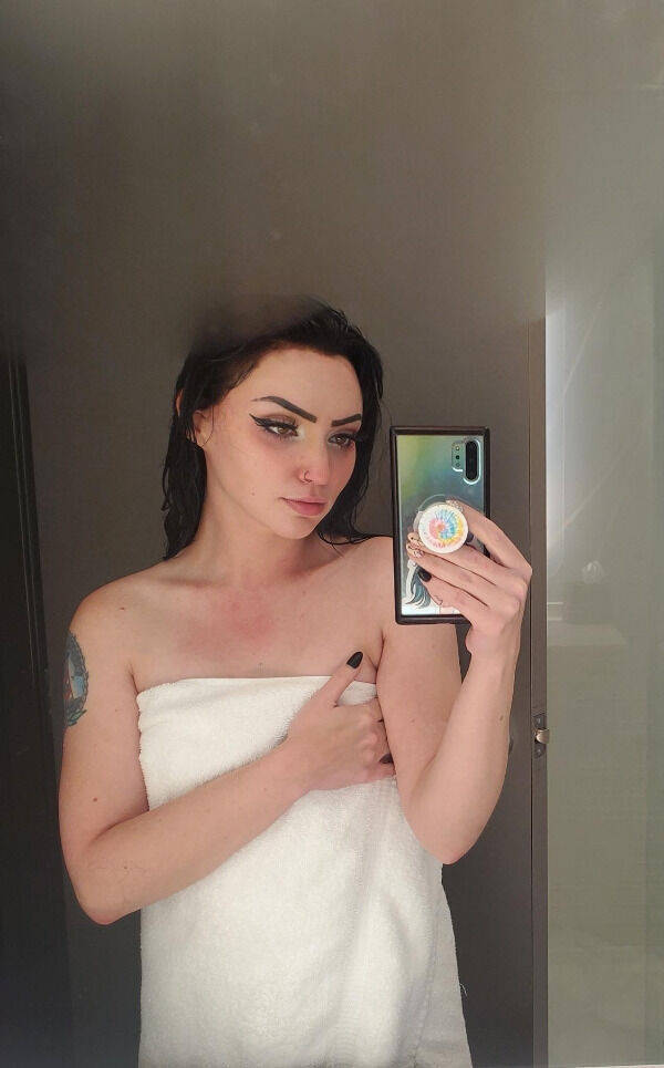 whats under the towel 40 pics 20.html - 40 HD Photos | Premium Gallery 2022