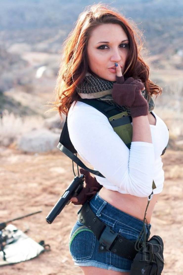 sexy girls with some serious firearms 56 pics 4.html - 56 HD Photos | Premium Gallery 2022