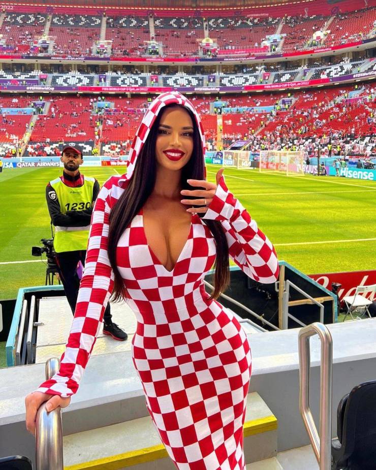 Ivana Knoll At World Cup 2022