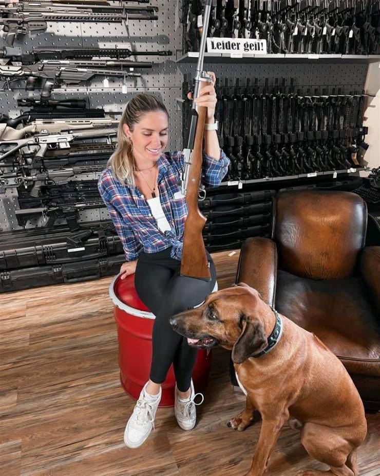 guns out 49 pics 5.html - 49 HD Photos | Premium Gallery 2022