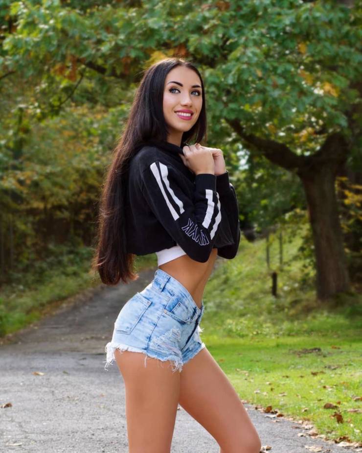 woah theyre so short 71 pics 22.html - 71 HD Photos | Premium Gallery 2023