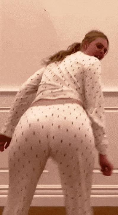 girls having some fun 39 gifs 1.html - 1 HD GIF | Premium Gallery 2023