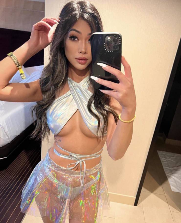 Underboobs Can’t Be Underrated!