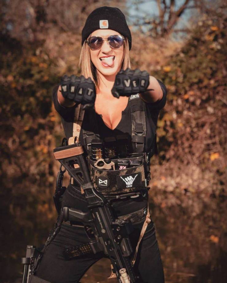 guns and girls a powerful combination 57 pics 2.html - 57 HD Photos | Premium Gallery 2023