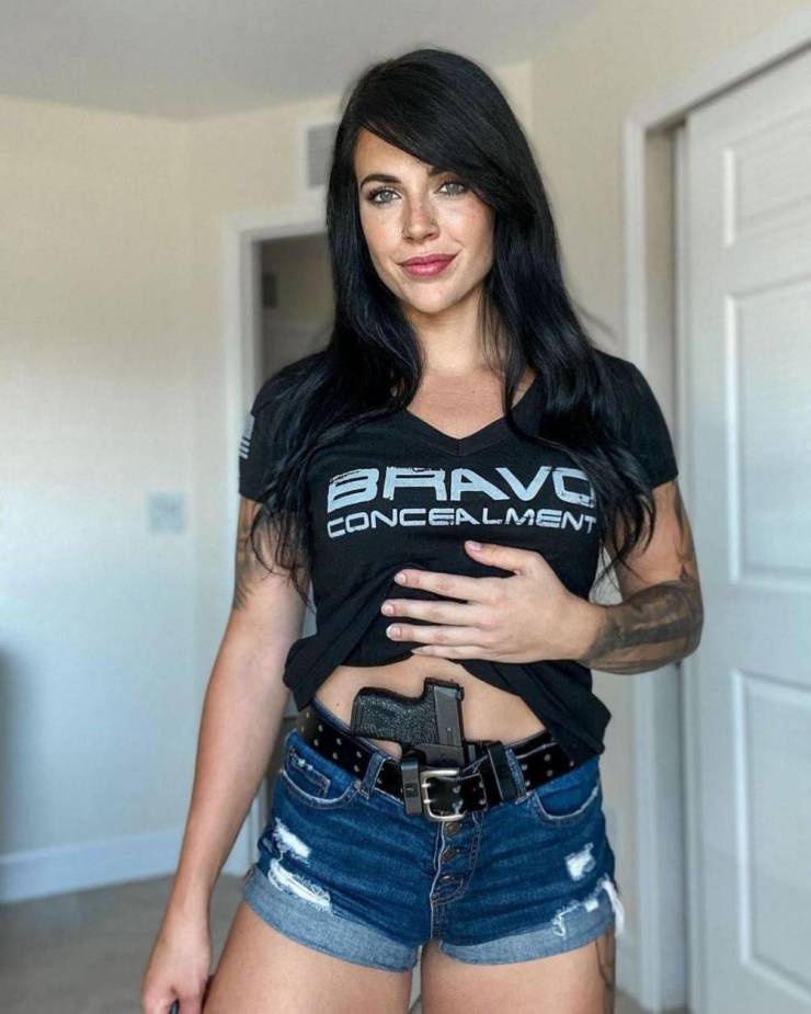 guns and girls a powerful combination 57 pics 2.html - 57 HD Photos | Premium Gallery 2023