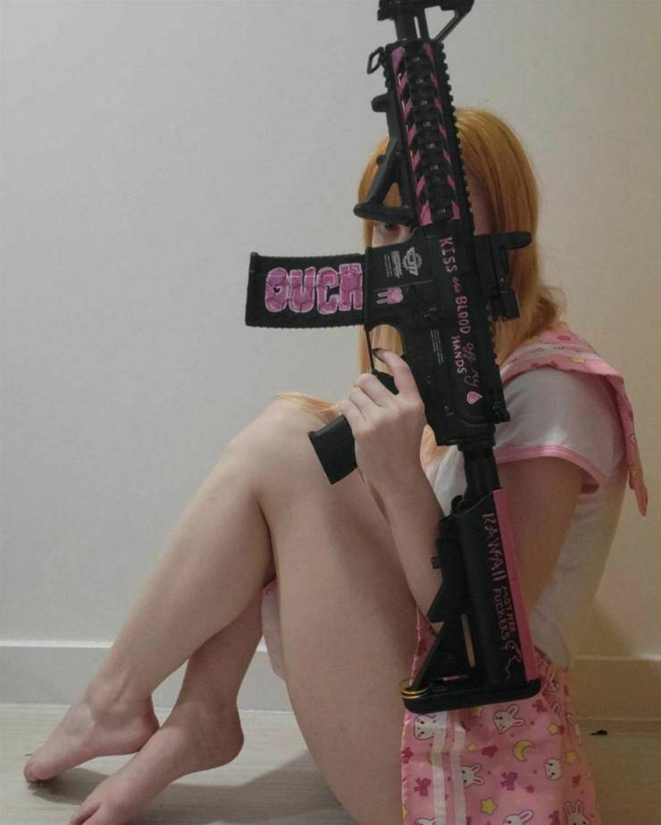 guns and girls a powerful combination 57 pics 2.html - 57 HD Photos | Premium Gallery 2023