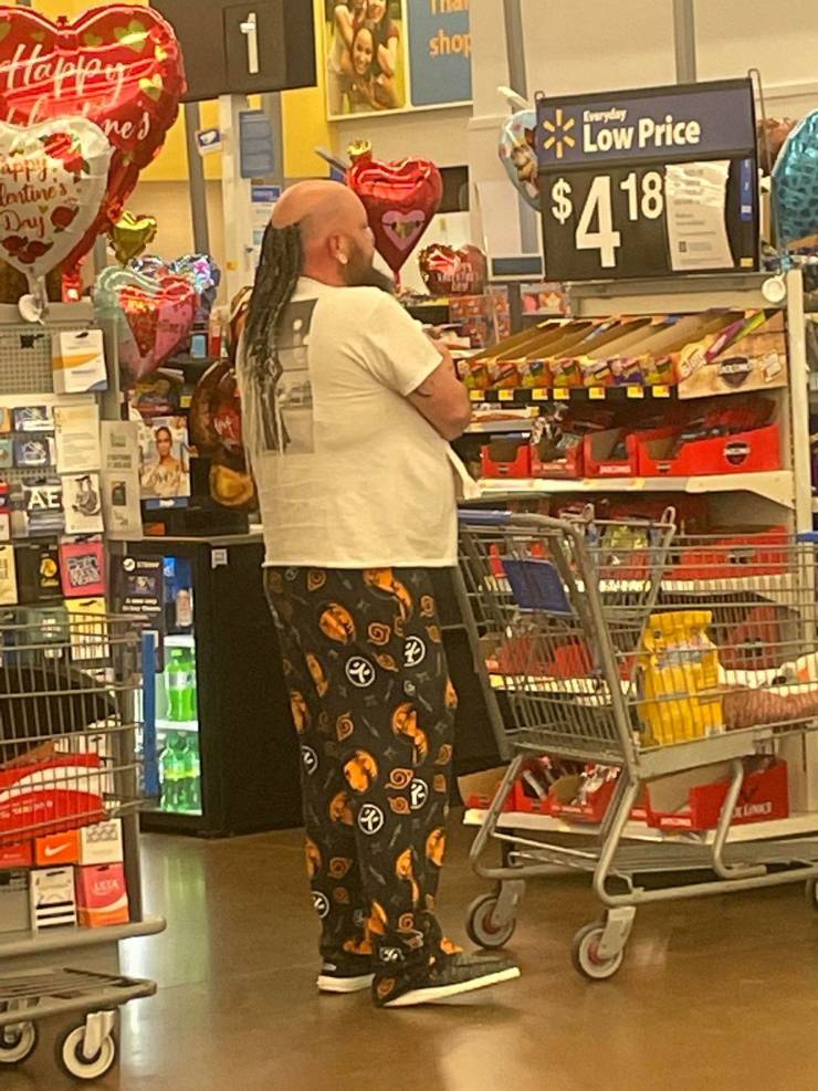 walmart customers are wild 36 pics 4.html - 36 HD Photos | Premium Gallery 2023