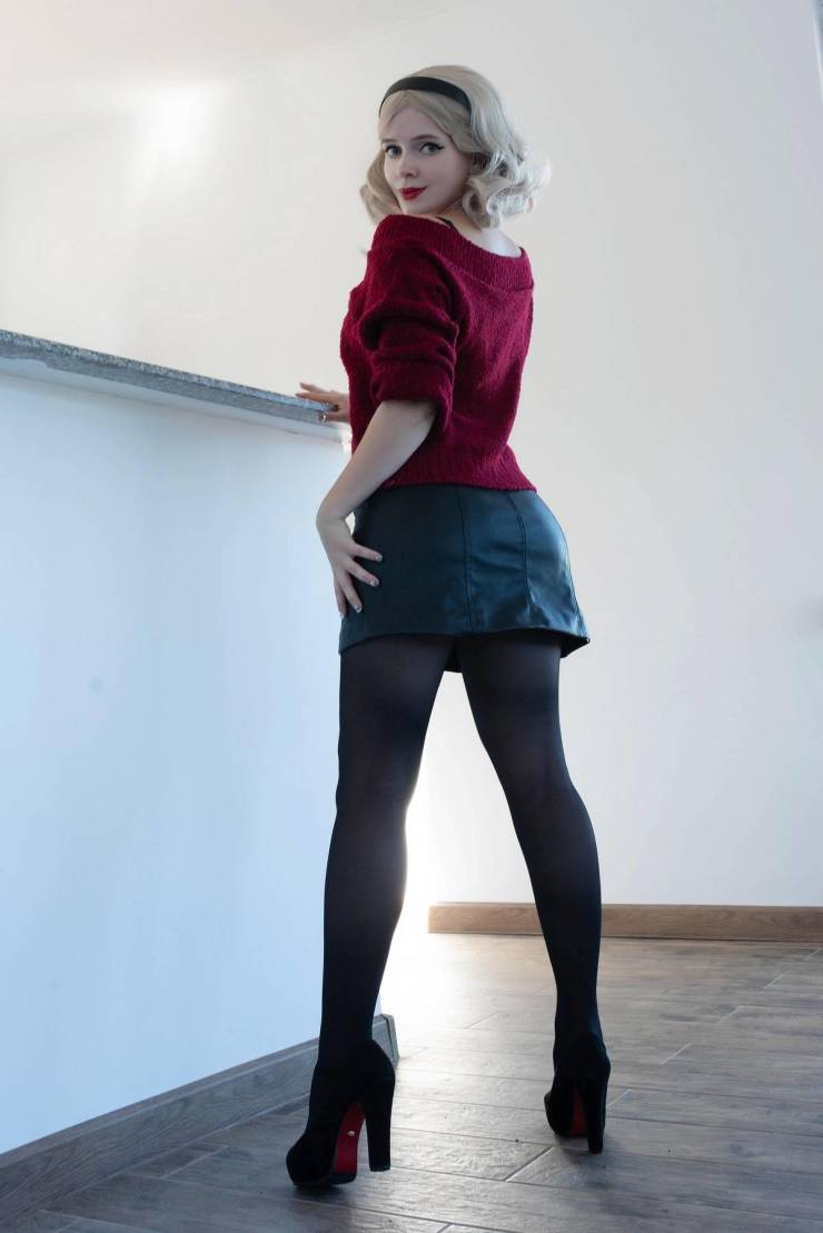 Cosplay? No, Sexy Cosplay!
