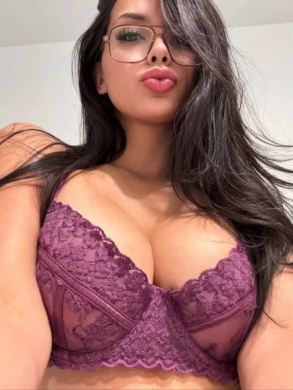 pretty eyes behind cute glasses 43 pics 10.html - 43 HD Photos | Premium Gallery 2024
