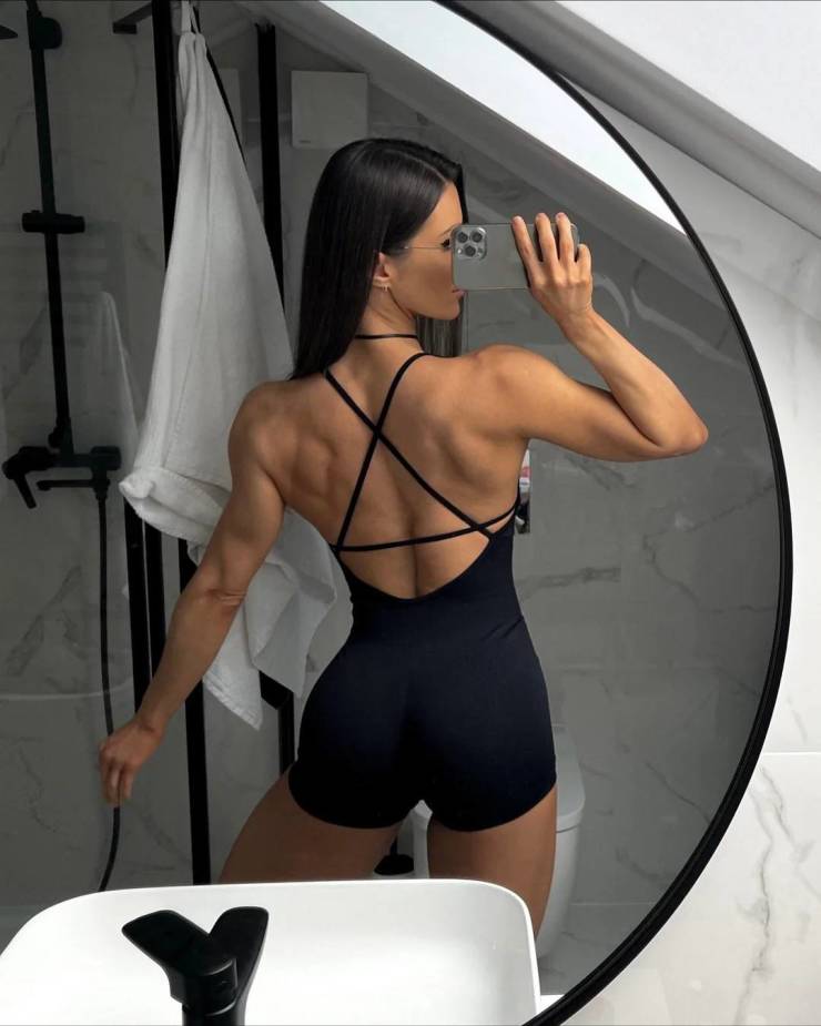 Looking For Some Juicy Booties?