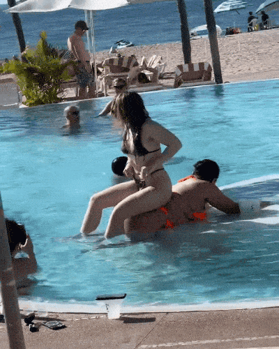 influencers in action 16 gifs 7.html - 1 HD GIF | Premium Gallery 2024