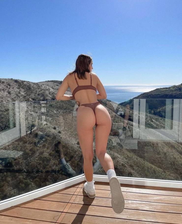 look at all these booties 45 pics 9.html - 45 HD Photos | Premium Gallery 2024
