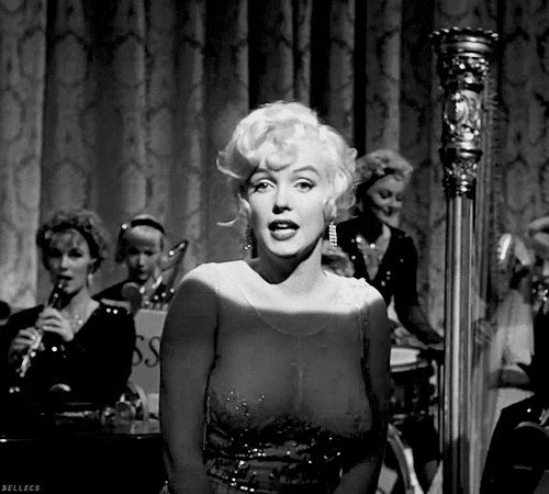the unique brilliance of marilyn monroe 26 gifs 3.html - 1 HD GIF | Premium Gallery 2024