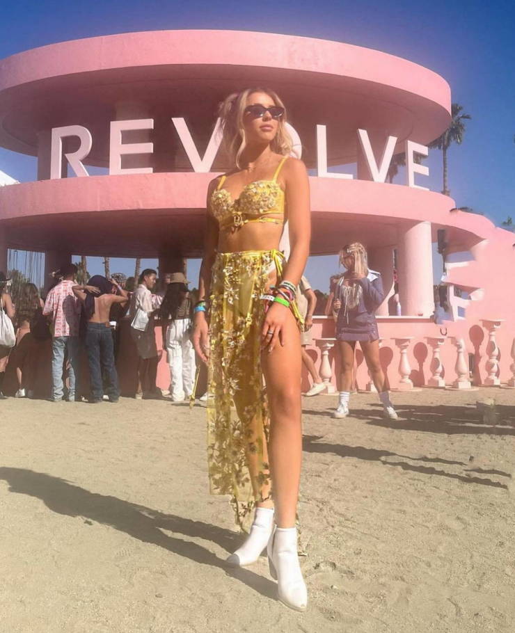 sexy girls at music festivals 47 pics 8.html - 47 HD Photos | Premium Gallery 2024