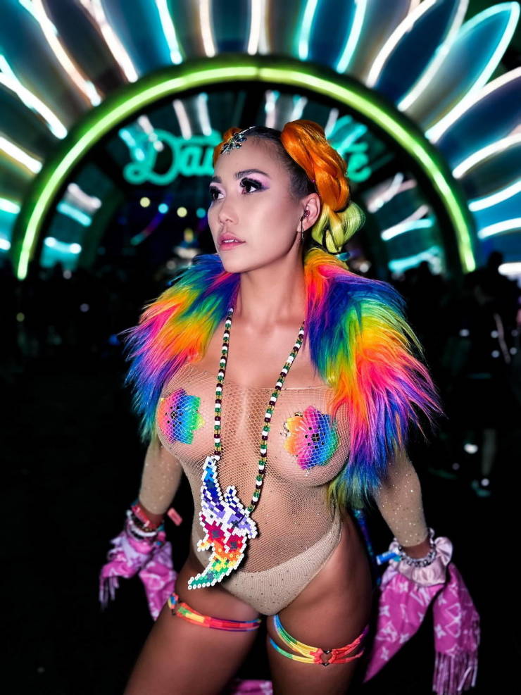 sexy girls at music festivals 47 pics 8.html - 47 HD Photos | Premium Gallery 2024