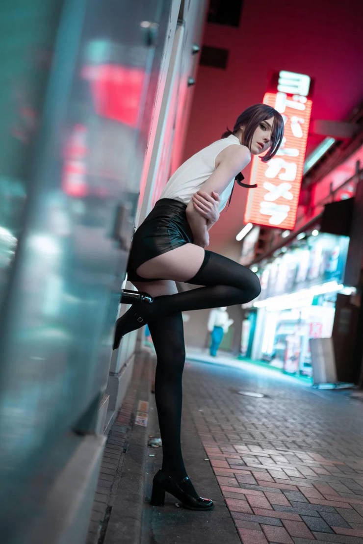 Cosplay? No, Sexy Cosplay!