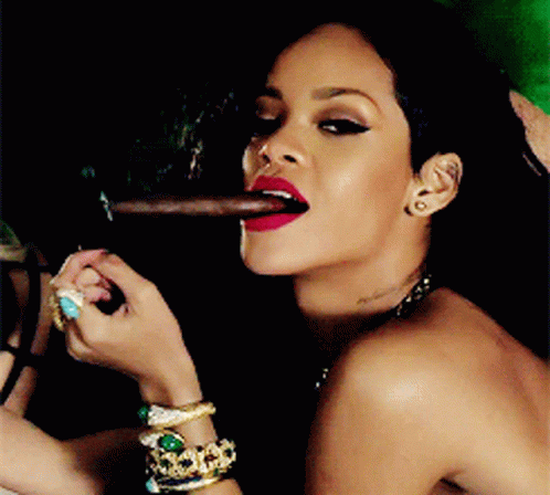 the unmatched beauty of rihanna 28 gifs 1.html - 1 HD GIF | Premium Gallery 2024