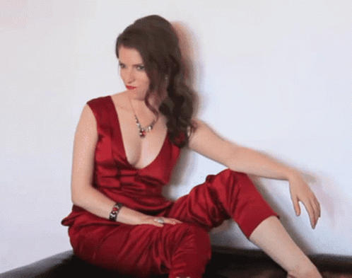 anna kendrick a stunning star 30 gifs 7.html - 1 HD GIF | Premium Gallery 2024
