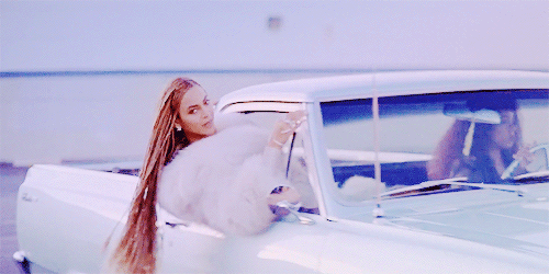 The Iconic Beauty Of Beyoncé
