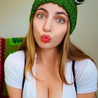 celebrities with creepily small faces 29 pics 24.html - 29 HD Photos | Premium Gallery 2013