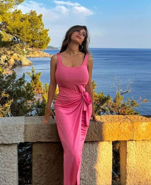 hey nice dress 52 pics 8.html - 52 HD Photos | Premium Gallery 2024