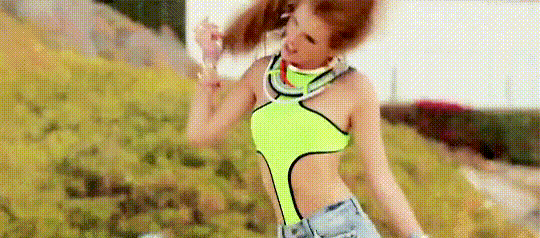 Celebrate Bella Thorne’s Birthday With Gorgeous