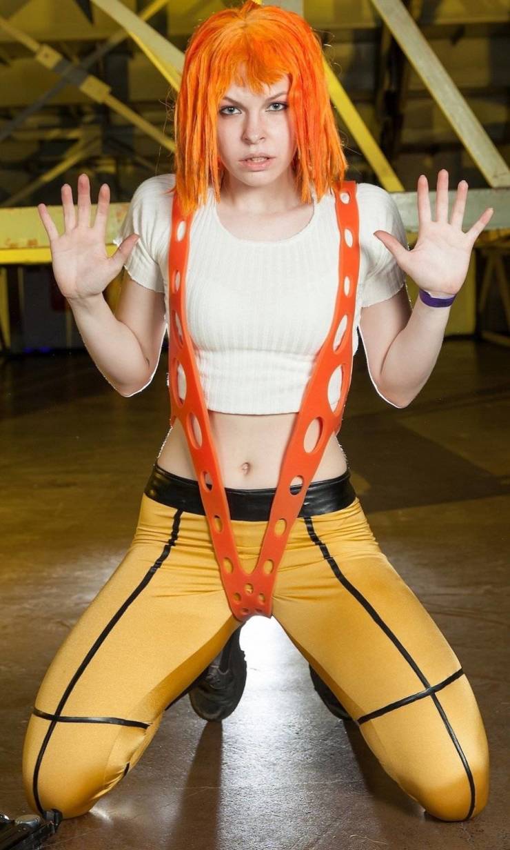 Cosplay? No, Sexy Cosplay!