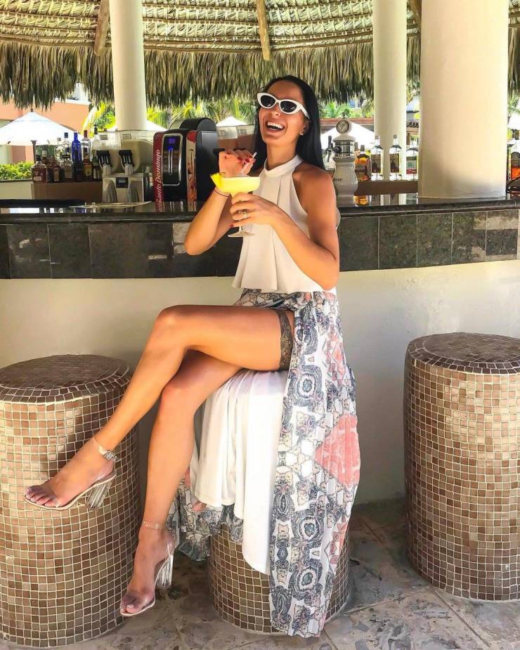 melting our hearts with smiles 50 pics 2.html - 50 HD Photos | Premium Gallery 2025