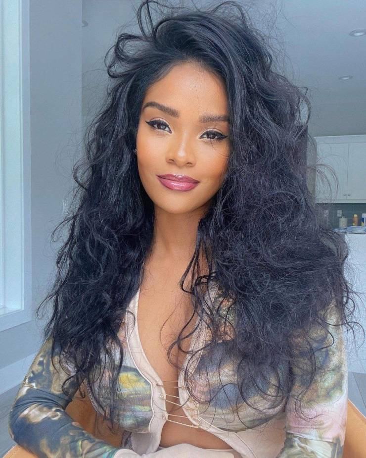 melting our hearts with smiles 50 pics 2.html - 50 HD Photos | Premium Gallery 2025