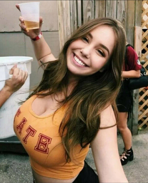 cheers everyone 32 pics 2.html - 32 HD Photos | Premium Gallery 2026