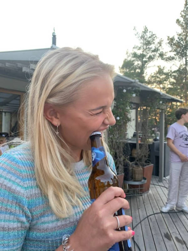 cheers everyone 33 pics 1.html - 33 HD Photos | Premium Gallery 2026