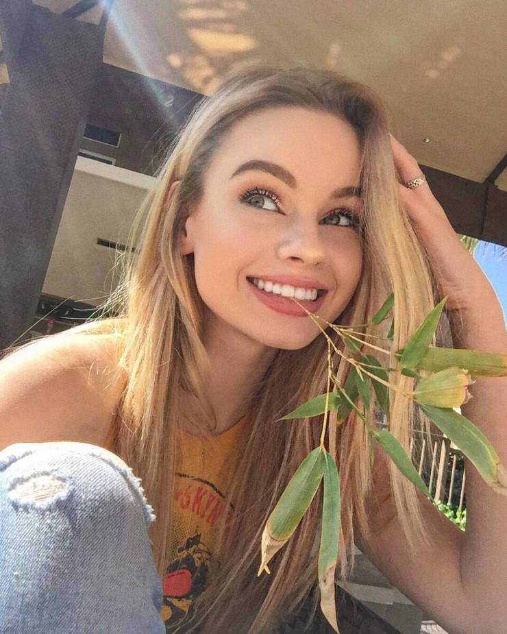beautiful smiles 45 pics 3.html - 45 HD Photos | Premium Gallery 2026
