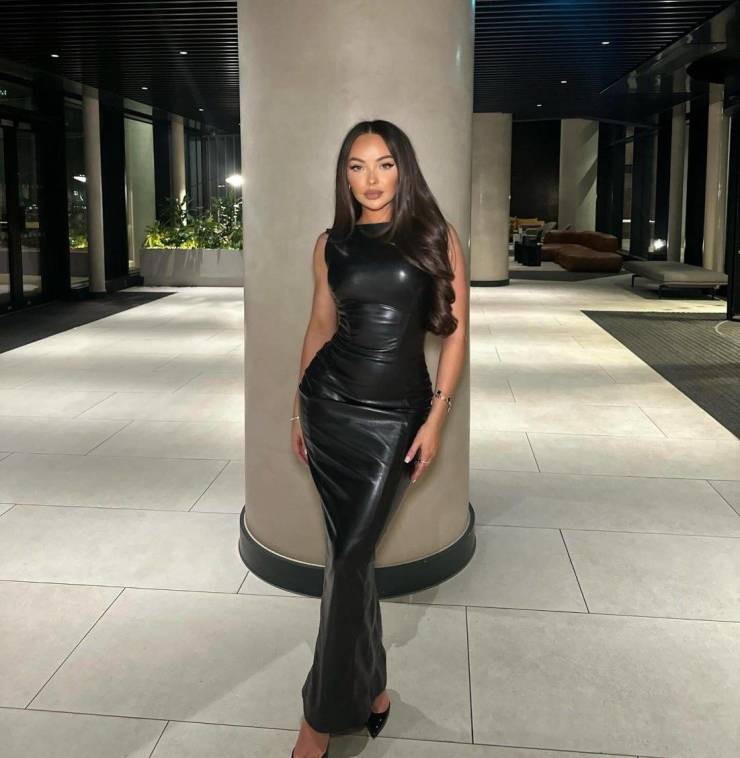 black dress that says it all 32 pics 1.html - 32 HD Photos | Premium Gallery 2026