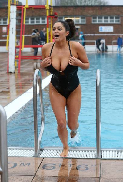 Boobs to Make the Men Drool