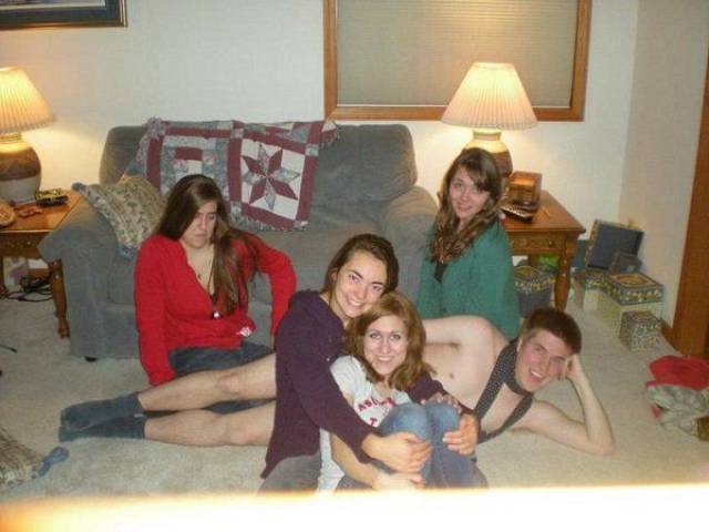 Weirdest Family Photos Discovered