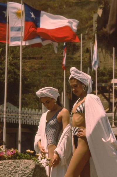 Chilean Beaches Were Hot In 1980s As Well!