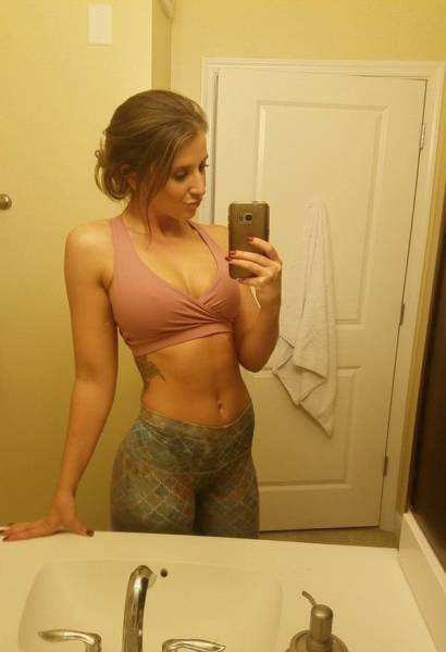 Yoga Pants Are Here! Let Them Come!