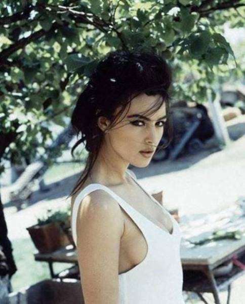 Celebrity Photos From The Past
