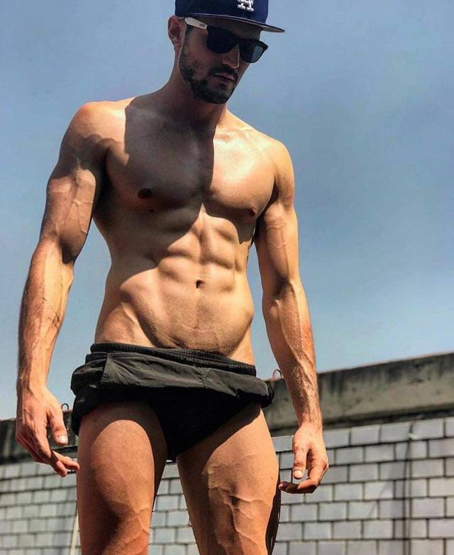 More Hot Guys For Our Lovely Ladies!