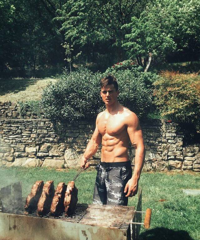 More Hot Guys For Our Lovely Ladies!