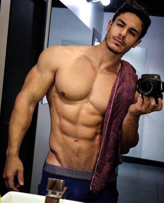 More Hot Guys For Our Lovely Ladies!