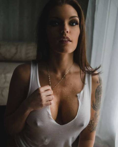 White T-Shirts Remind Us Why We Love Hot Weather
