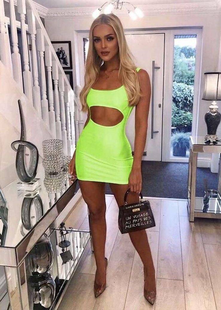 oh my those tight dresses 56 pics 6.html - 56 HD Photos | Premium Gallery 2019